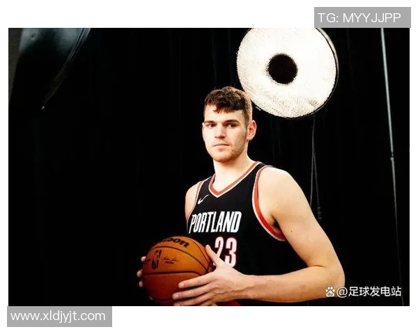 中文竟是秘密武器，阿夫迪亚杨瀚森精妙掩护配合