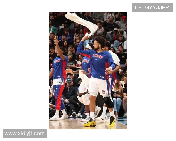 三状元对轰！坎宁安29+10尽力！浓眉18投15分，独行侠选秀捡俩宝